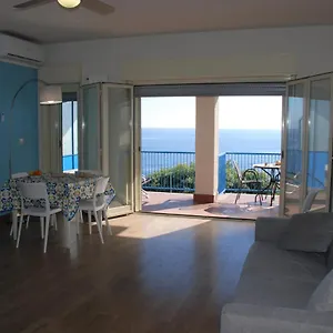 Casa Il Delfino Aci Castello